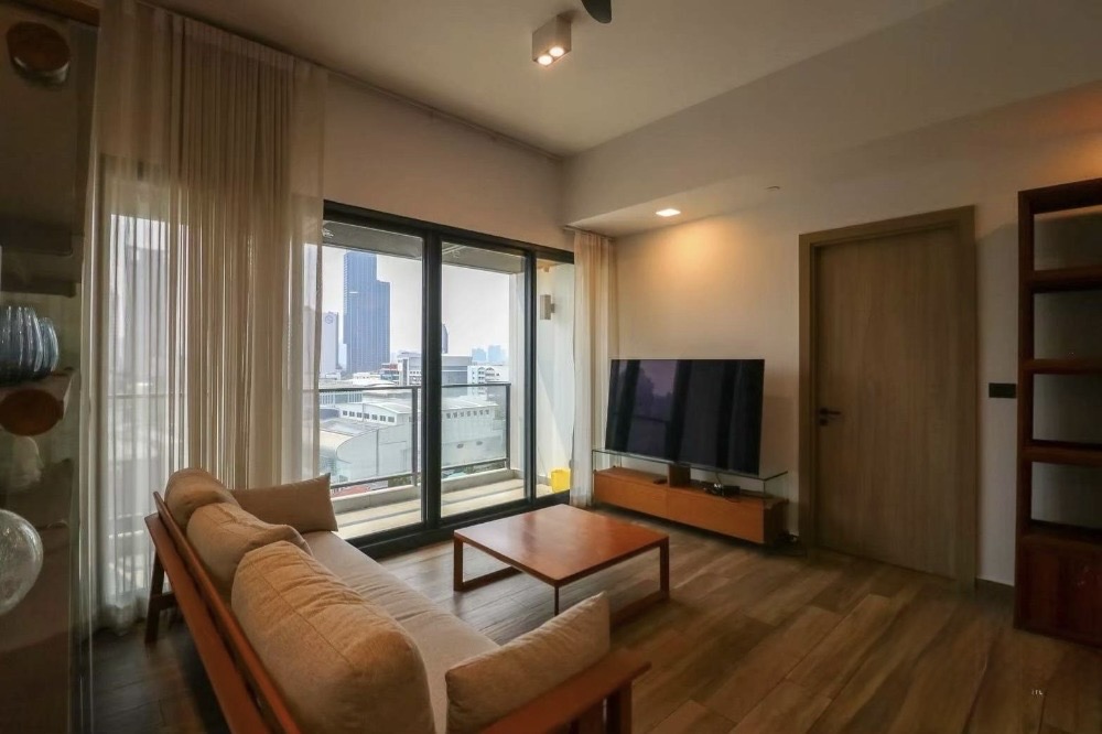 ให้เช่าคอนโดสุขุมวิท อโศก ทองหล่อ : 4 Bedrooms Fully furnished in Asoke I The Lofts Asoke