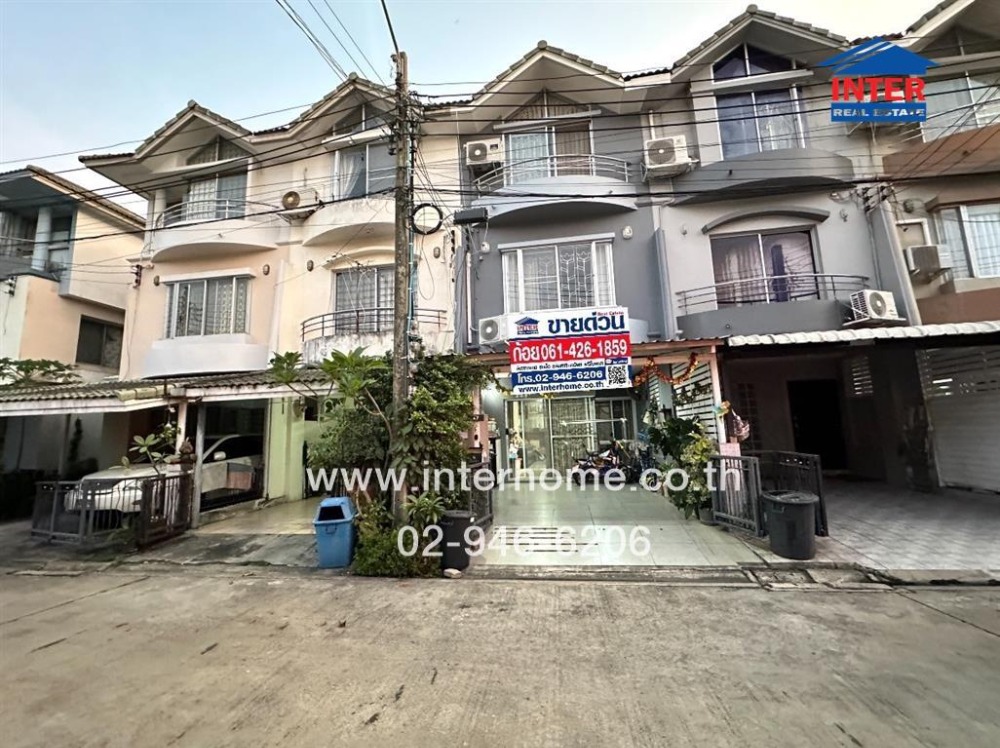 For SaleTownhouseRatchadapisek, Huaikwang, Suttisan : 3-storey townhouse, 17.7 sq.w., Supalai Ville Village, Ratchadaphisek 32, Soi Ratchadaphisek 32, Intersection 19-4-2, Chatuchak Road, Bangkok