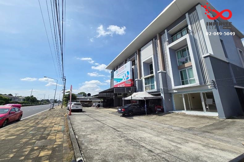 For SaleShophouseKaset Nawamin,Ladplakao : For sale and rent, 4-storey commercial building, 29.5 square wah, Khan Na Yao District, Prasert Manukit Road