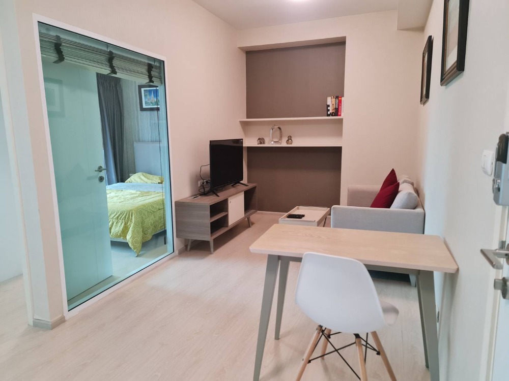 For RentCondoRatchadapisek, Huaikwang, Suttisan : 💕FOR RENT>> Chapter One Eco Ratchada - Huaikwang>> Near MRT Huai Khwang, Building E, 2nd floor, fully furnished, 2 bedrooms, corner room #LV-MO1244