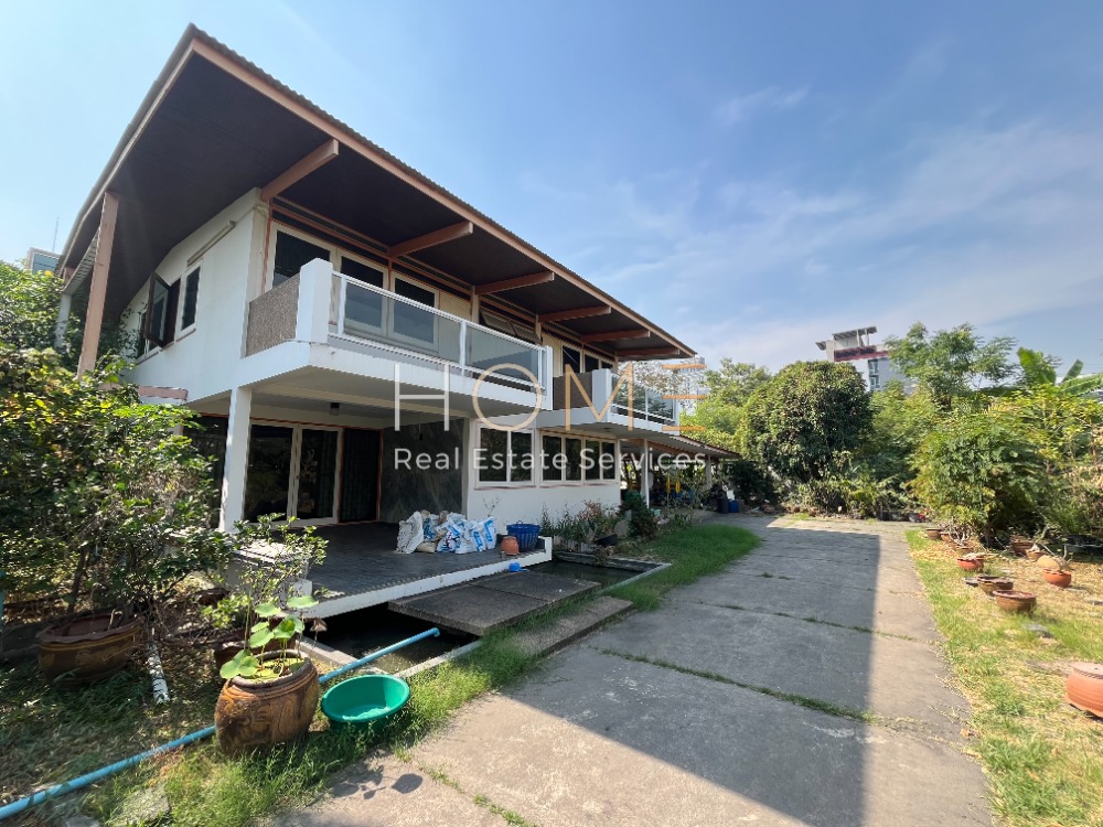 For SaleHouseRatchadapisek, Huaikwang, Suttisan : House with Land Soi Sabai Jai / 3 Bedrooms (SALE) RUK885