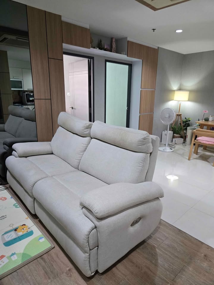 For RentCondoSukhumvit, Asoke, Thonglor : Condo for rent, Sukhumvit Living Town, 124 sq m., near MRT Phetchaburi