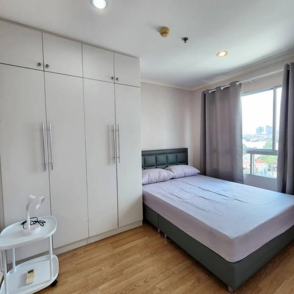 For SaleCondoRathburana, Suksawat : Lumpini Rat Burana-Riverview 1 Soi 8, Chao Phraya River view, very beautiful view, 30.10 sq m., 9th floor, Building B, Chao Phraya River view, fully furnished, 2 air conditioners, 2-door refrigerator, water heater, TV, microwave, bed, mattress, sofa, dini