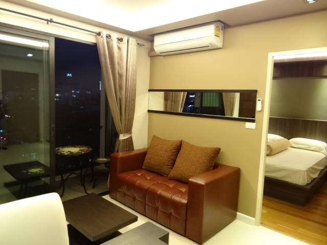 ให้เช่าคอนโดสุขุมวิท อโศก ทองหล่อ : For rent condo Le cote, Sukhumvit soi 14 fully furnished (S15-25517)