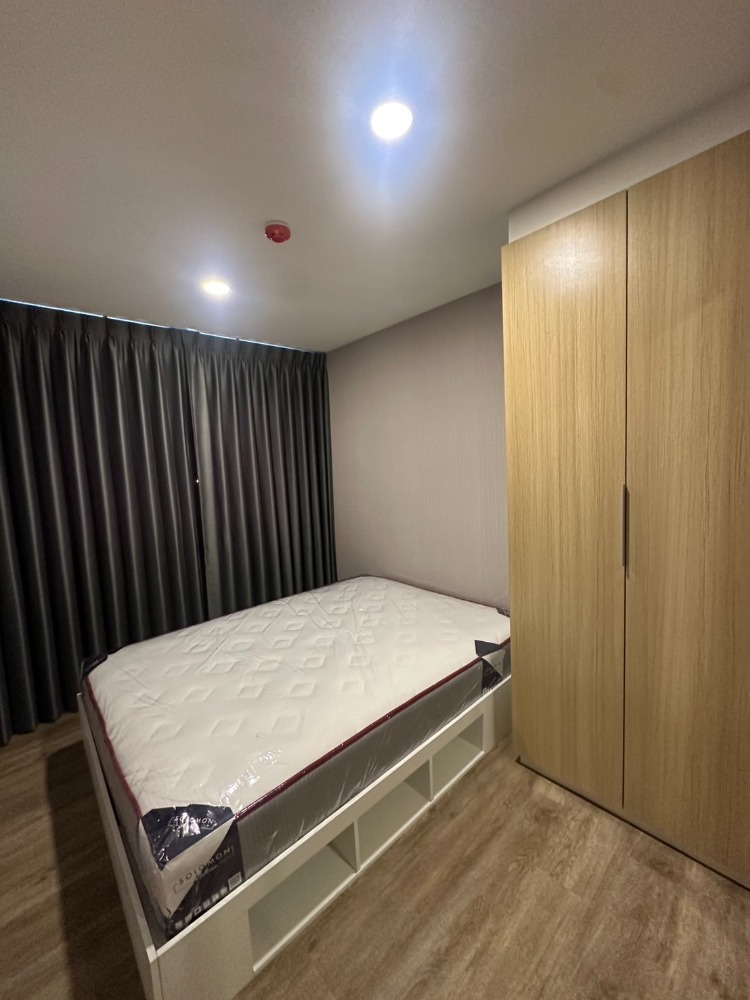 For RentCondoPathum Thani,Rangsit, Thammasat : Sena Kit Rangsit-Tiwanon 👉 For rent 6,500 baht, Building A, Floor 4 👉 with electrical appliances 👉 Near Bang Kadee Industry