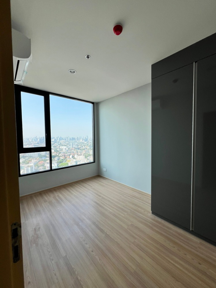 ให้เช่าคอนโดอ่อนนุช อุดมสุข : Skyrise avenue for rent 1br 35sqm. 18,000 ให้เช่าห้องใหม่ด่วน