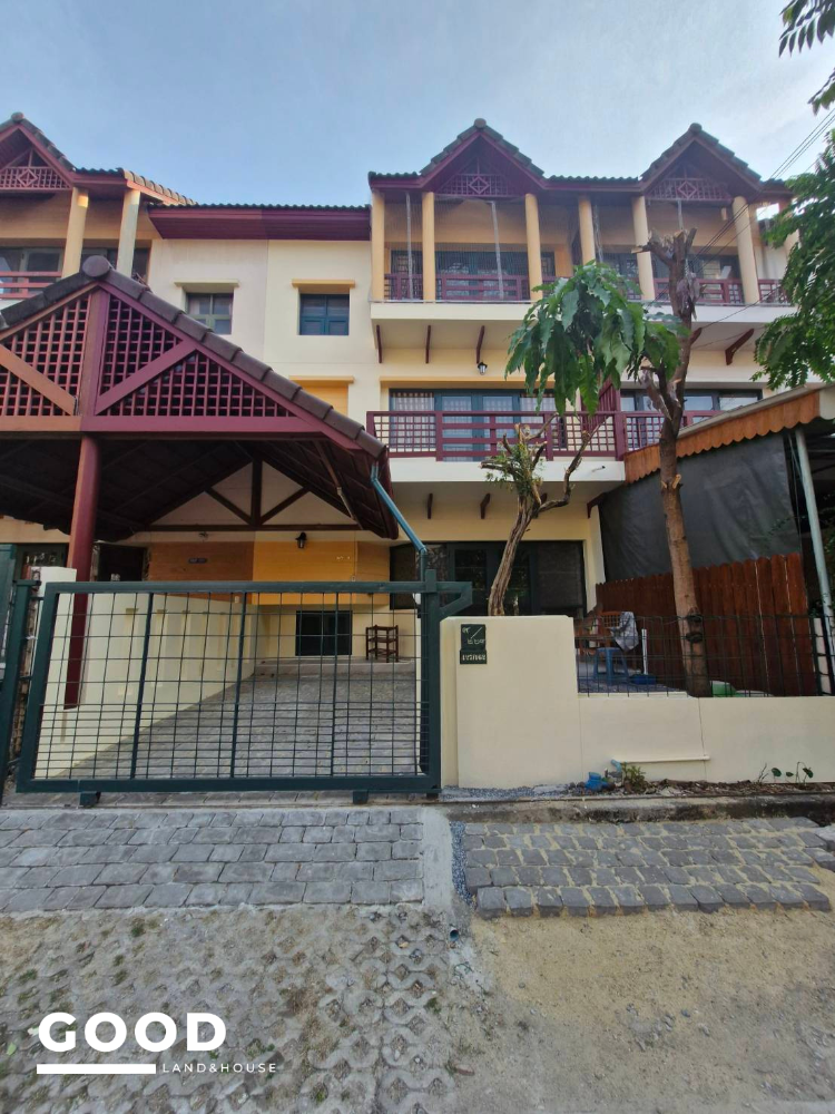 For RentTownhouseRathburana, Suksawat : For rent: 3-storey resort-style townhouse in Suan Rim Khlong Bang Mot Village (Rama 2 Phutthabucha)