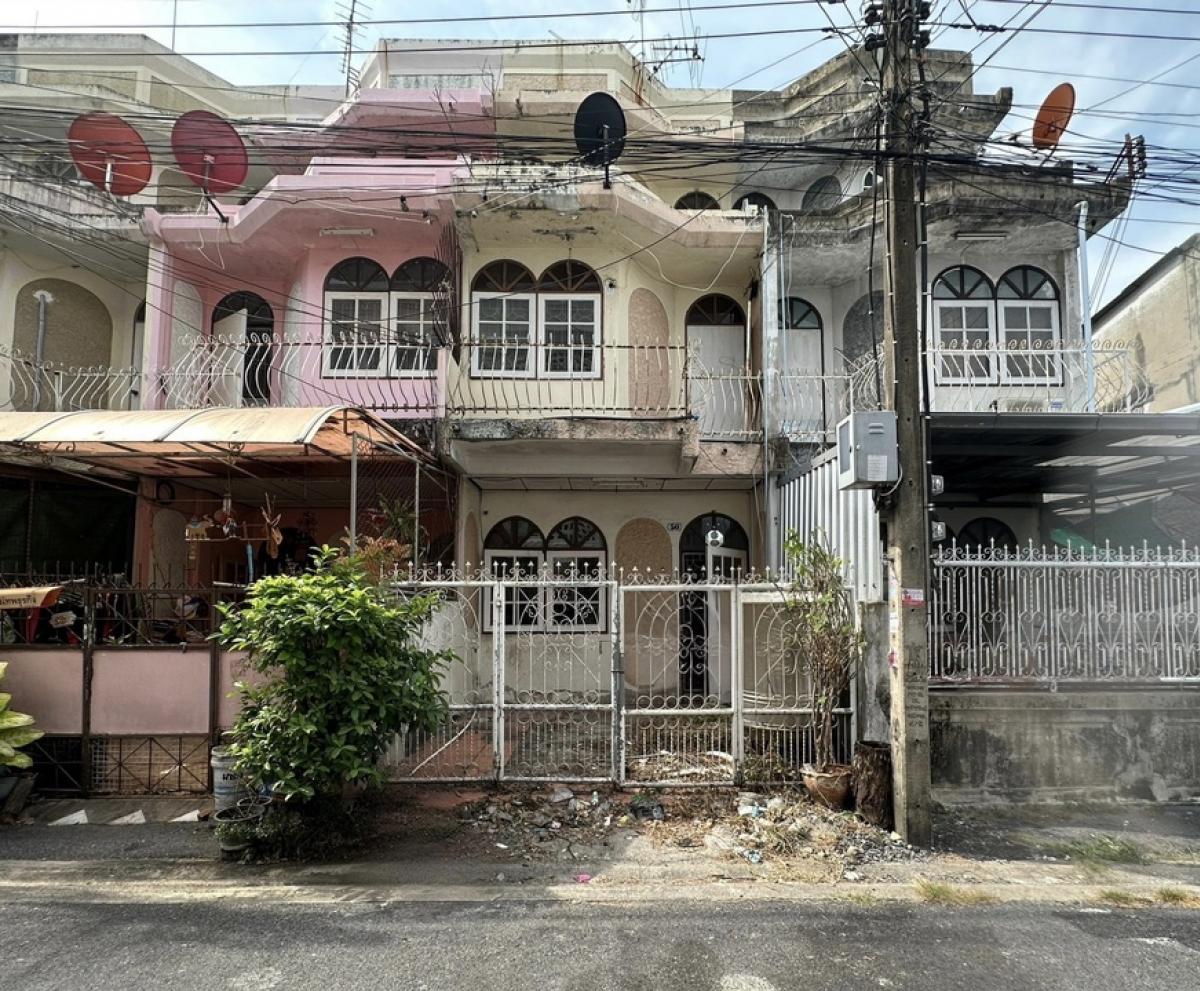 For SaleTownhouseRatchadapisek, Huaikwang, Suttisan : Townhouse for sale, Suthisan-Lat Phrao 48