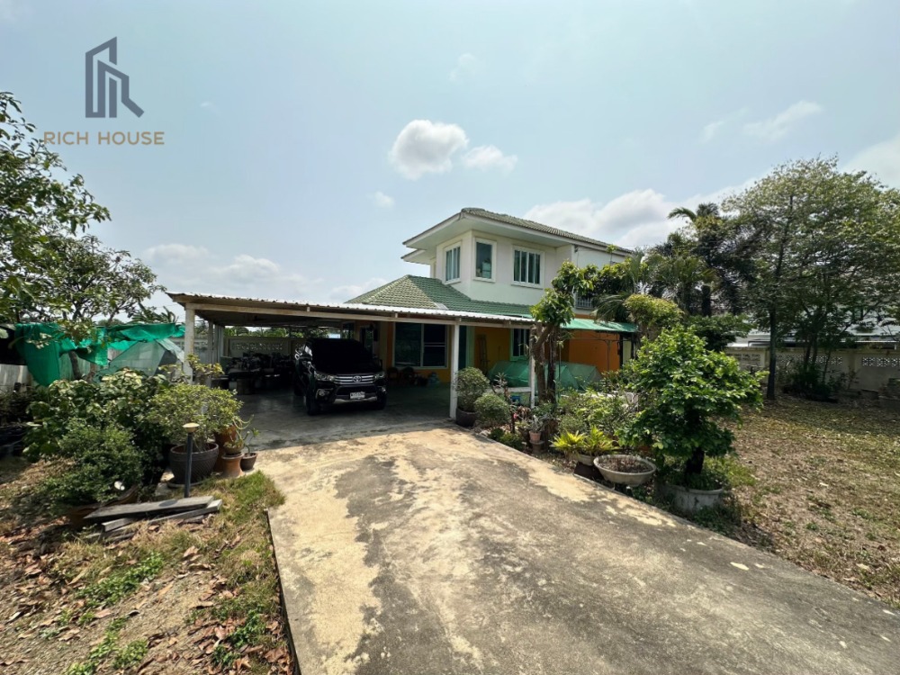 For SaleHousePhutthamonthon, Salaya : Single house for sale, self-built, Soi Liap Khlong Yong (size 216 sq m), Salaya, Phutthamonthon, very good location, many entrances and exits, ready to move in