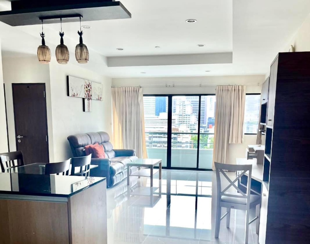 For RentCondoSathorn, Narathiwat : 2 Bedroom Condo For Rent in Sathorn Gardens – 830 m from MRT Lumpini Station