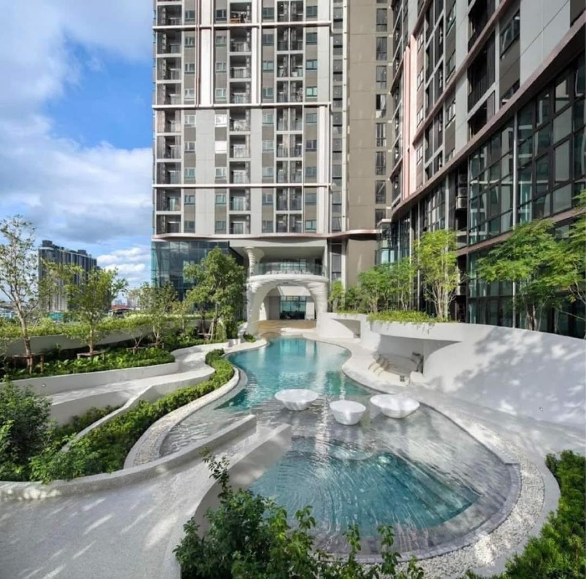 ให้เช่าคอนโดท่าพระ ตลาดพลู วุฒากาศ : #Ready for short-term rent (1- 4 months)Condo: Altitude Unicorn Sathorn - Thapra (High-rise condo next to BTS Talat Phlu 0 metres)Location: Talad Phlu25th floorRoom type: 1 bedroom, 1 bathroom, 31 square metresFurniture is ready.Rental period: 1 - 4 month