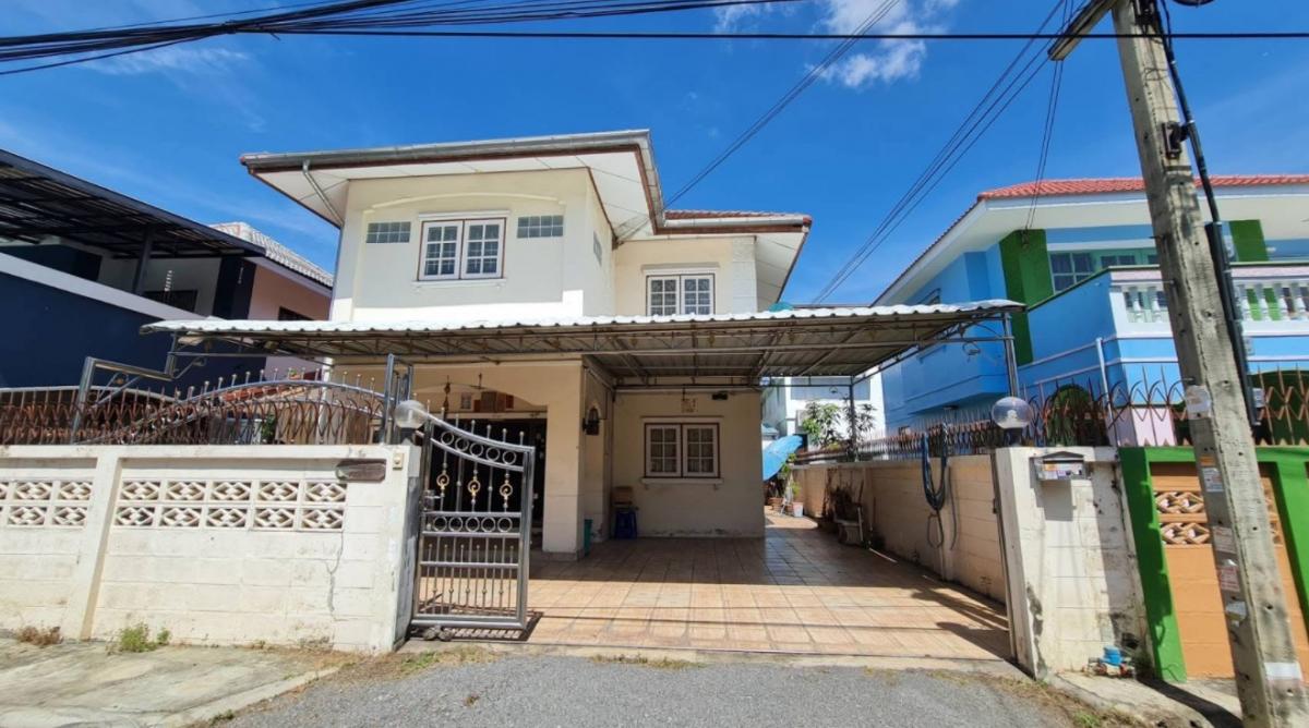 For SaleHouseNonthaburi, Bang Yai, Bangbuathong : Single house for sale, Chor Rung Ruang 6, Bang Bua Thong Market area (Bang Kruai-Sai Noi Road), area 54 sq m, 4 bedrooms, 2 multipurpose rooms, 1 living room, 1 kitchen, 2 bathrooms, located in Soi 3, beginning of the project, selling for 3.59 million bah