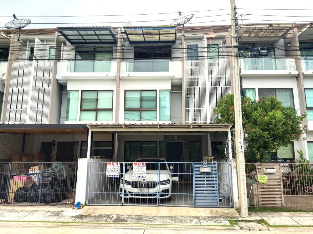 For SaleTownhouse : ขาวทาวน์โฮม 3 ชั้น บ้านใหม่ 2 พุทธบูชา แต่งสวย พร้อมอยู่