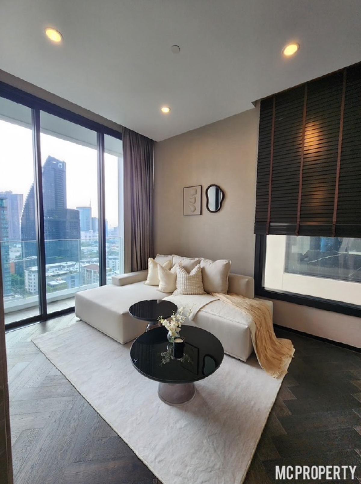 For RentCondoSukhumvit, Asoke, Thonglor : The Esse Sukhumvit36 for rent 2 bedroom 72sqm only 85,000 please contact 0816878954