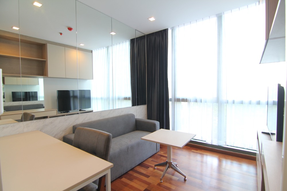 ให้เช่าคอนโดราชเทวี พญาไท : ให้เช่าด่วน ราคาดีแบบนี้ไม่มีแล้ว ทำเลเด่น Wish Signature 1 bedroom ห้องมุม