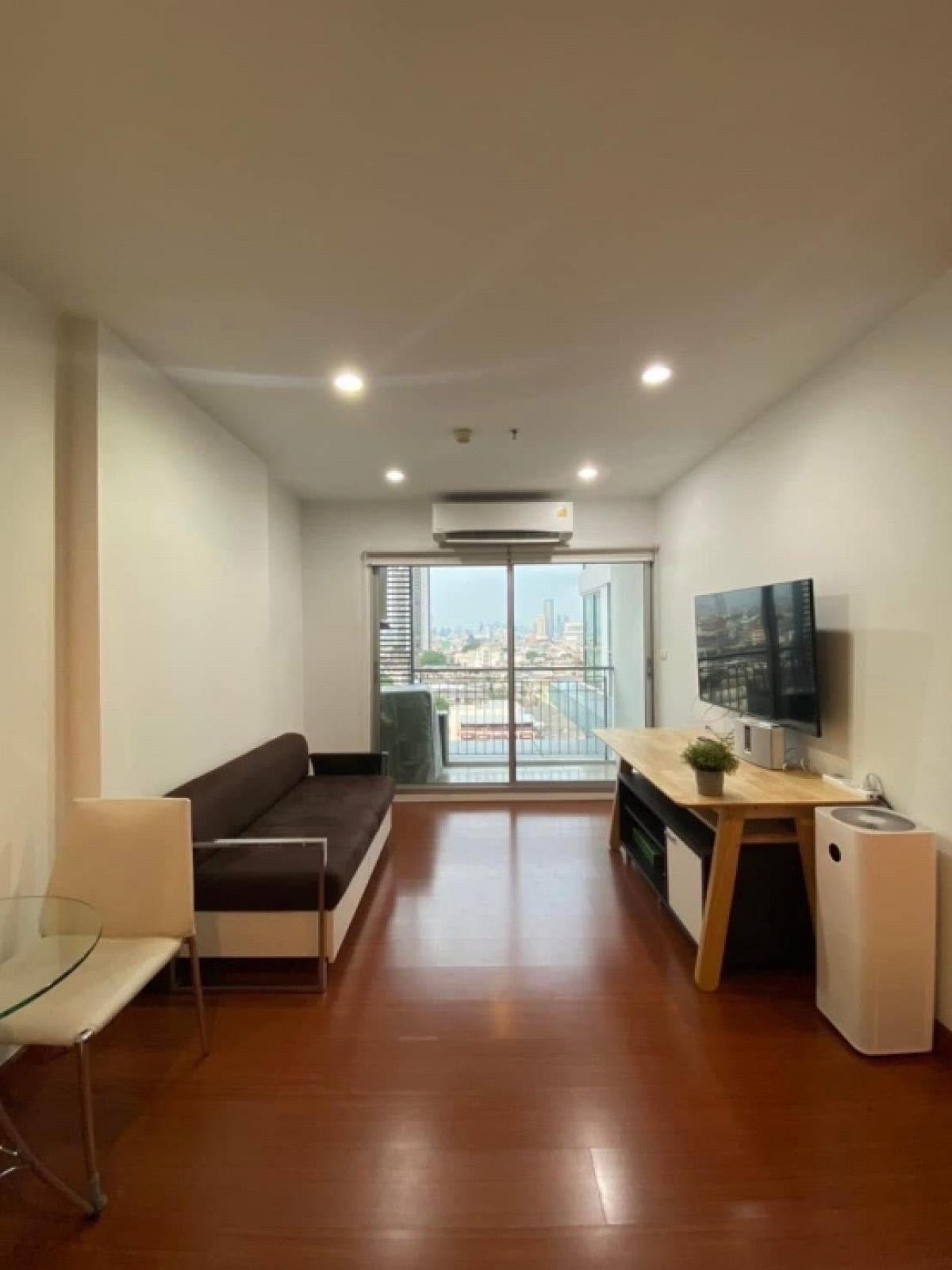 For RentCondoWongwianyai, Charoennakor : Urgently for rent: The Niche Taksin (The Niche Taksin) Property code #NB00001188 Interested, please contact @condo19 (with @) If you want to inquire for more details and see more pictures, please contact us.