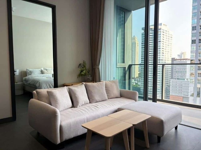 ให้เช่าคอนโดสาทร นราธิวาส : Live in Style: 1-Bedroom Condo for Rent at Tait Sathorn 12, Just Minutes from BTS St. Louis