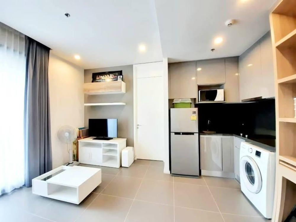 For SaleCondoLadprao, Central Ladprao : M Ladprao 1 bedroom, 1 bathroom, 11th floor, size 39.78 sq m., for sale 5,420,000 baht, furnished room, ready to move in, furniture and electrical appliances - near BTS Ha Yaek Lat Phrao Station and MRT Phahon Yothin Station - opposite Central Lat Phrao a