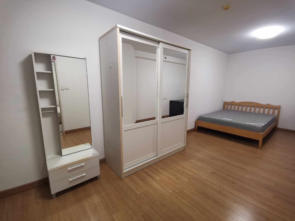 For RentCondoKasetsart, Ratchayothin : SVR-291 Condo for rent Supalai Park, Kaset Intersection, size 51 sq m., 1 bedroom, 4th floor, Building A, BTS Kasetsart