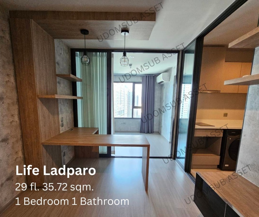 For SaleCondoLadprao, Central Ladprao : Hot Sale!!! Life Ladprao Condo Close to ฺBTS, 1 Bedroom 1 Bathroom