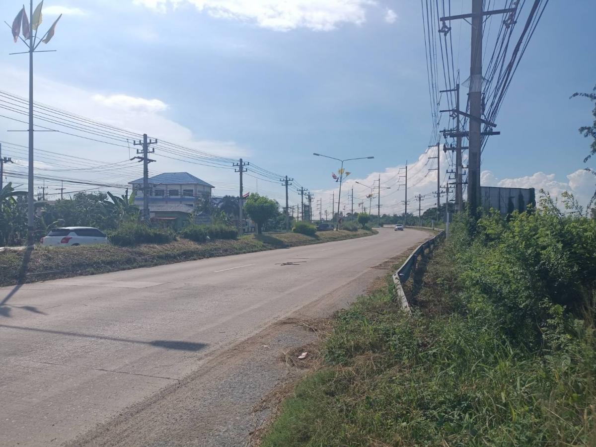 For SaleLandPattaya, Bangsaen, Chonburi : Land for sale in Phanat Nikhom, 4 rai 47 sq m, near Lotus Phanat Nikhom, on Sukprayoon Road