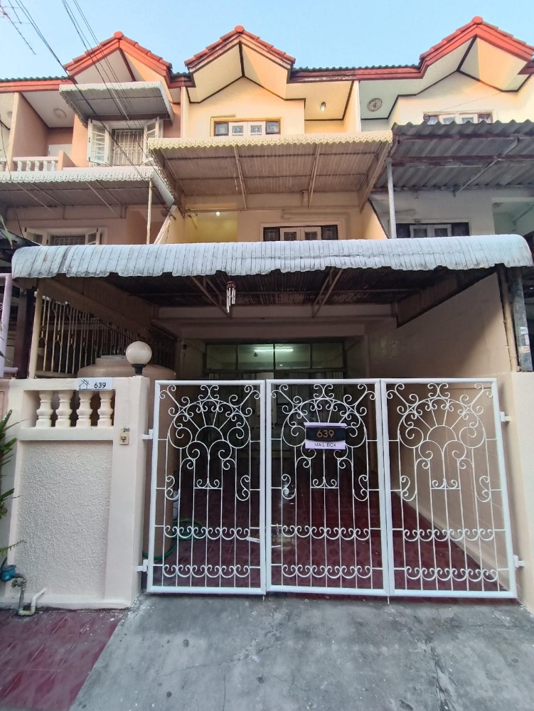 For RentTownhouseRathburana, Suksawat : 📢For rent: Townhome, Sinthavee Suan Than 1, ready to move in, easy to travel, near work, easy to travel [S2501-150]