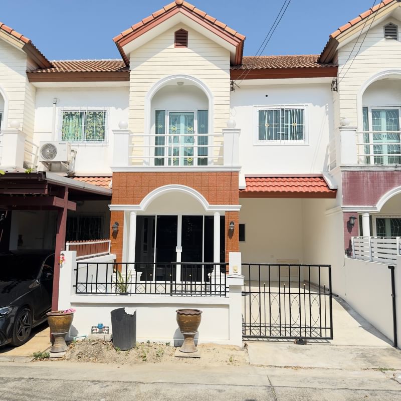 For SaleTownhomeBang kae, Phetkasem : Townhouse for sale, Sathorn Grand Ville Village, renovated throughout, ready to move in