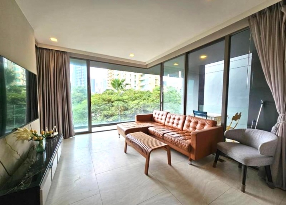 For SaleCondoSukhumvit, Asoke, Thonglor : Urgent sale, beautiful room, Sukhumvit 31 area, FYNN Luxury Condo, next to BTS Asoke, 2 bedrooms/2 bathrooms/80 SQM with balcony, Nice view