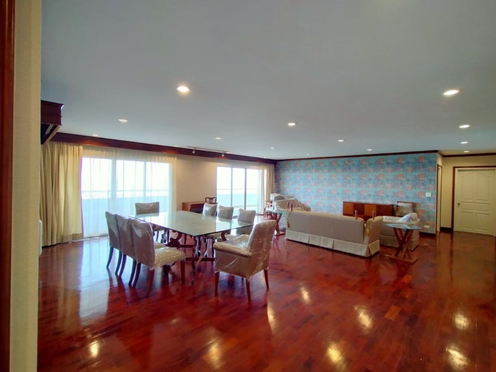 For SaleCondoPinklao, Charansanitwong : Luxury Riverfront Condo for Sale! Bangkok River Marina, 29nd Floor, Chao Phraya River View