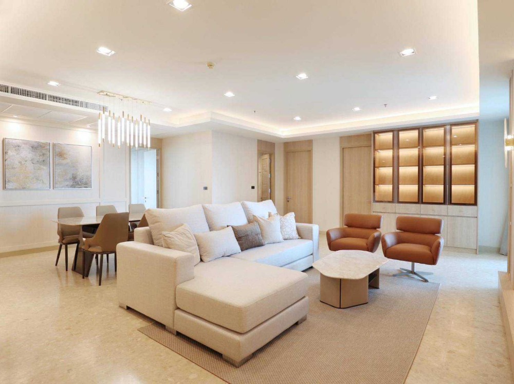 For SaleCondoSukhumvit, Asoke, Thonglor : For sale/rent Nusasiri Grand 179 sq m. near BTS Ekkamai