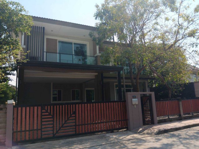 For SaleHouseVipawadee, Don Mueang, Lak Si : For sale: 2-storey detached house, Modern style, decorated with built-in in every room, land size 67 sq m., The Plant Exclusique project, Songprapa-Chaengwattana, near Si Saman Expressway and Don Mueang Airport, Don Mueang District, Bangkok