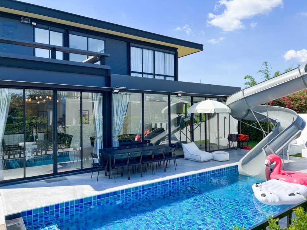 For SaleHousePattaya, Bangsaen, Chonburi : Investment house for sale with lease contract, special price pool villa, ready to do business Location Huai Yai, Pattaya