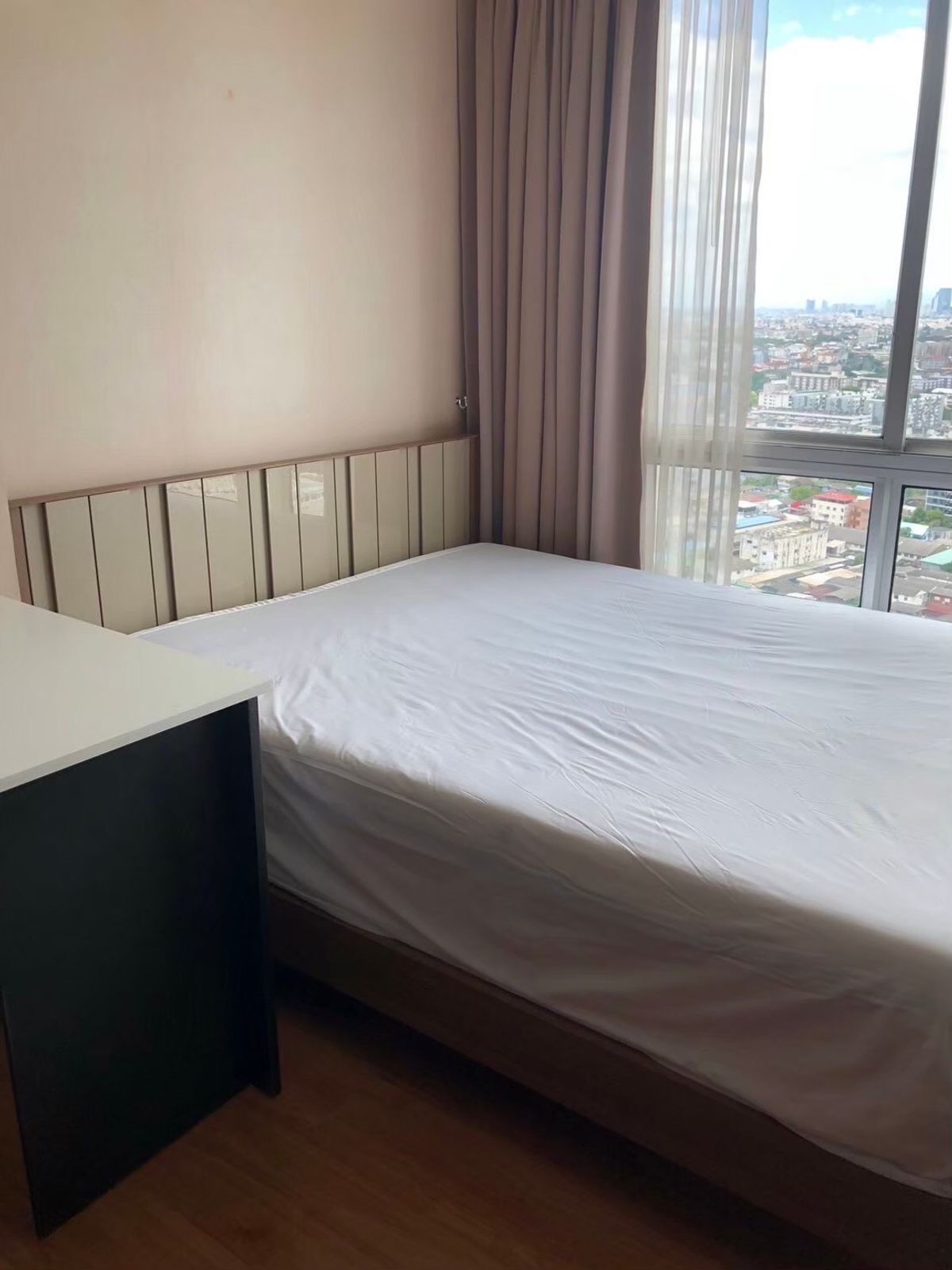 For SaleCondoOnnut, Udomsuk : High Floor, Stunning View, and Always in Demand! Condo for Sale: The Base Sukhumvit 77 Opposite Big C and near BTS On Nut