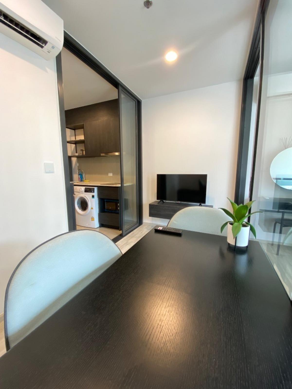 For SaleCondoRatchadapisek, Huaikwang, Suttisan : ✅Sell condo XT Huai Khwang, Building A, 12th floor, size 27.48 sq m., 1 bedroom, 1 bathroom 📍MRT Huai Khwang🔔Hurry up and book now, ready to move in 💛✅Price 3,700,000 baht