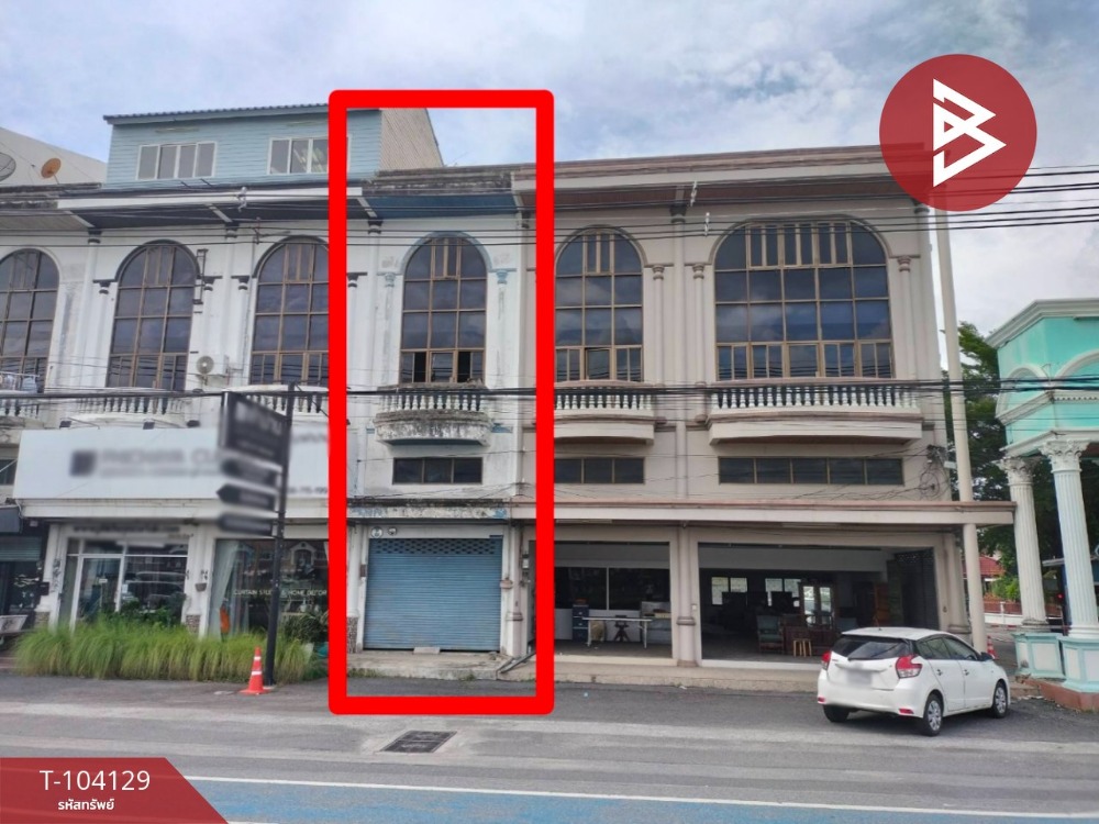 For SaleShophousePattaya, Bangsaen, Chonburi : Commercial building for sale, Rimtalay Village, Chonburi, ready to move in