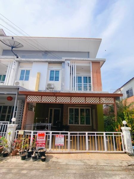 For SaleTownhouseMin Buri, Romklao : For sale with tenant, contract ends June 2025, Townhome, Nirun Avenue, Ramkhamhaeng 174