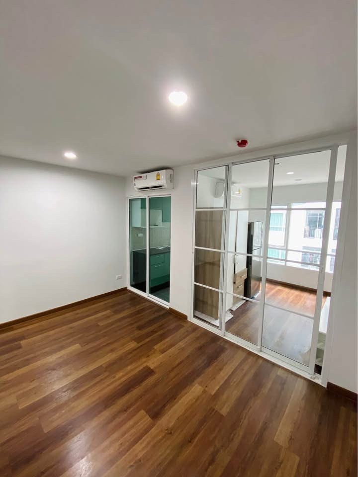 ขายคอนโดอ่อนนุช อุดมสุข : LTH11607 - Regent Home Sukhumvit 81 FOR SALE Size 28 sqm. 1 bed 1 bath Near BTS Onnut Station ONLY 1.76 MB