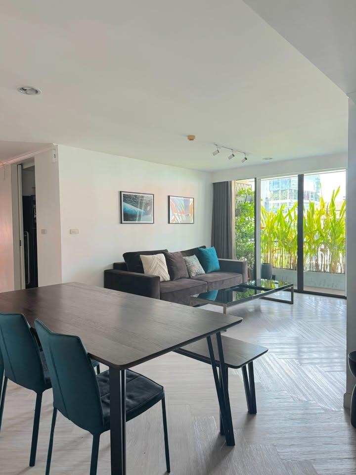 For RentCondoSukhumvit, Asoke, Thonglor : LTH11612-Pearl Residences Sukhumvit 24 FOR RENT Size 110 sqm. 3 beds 3 baths Near BTS Phrom Phong Station ONLY 85K/Month