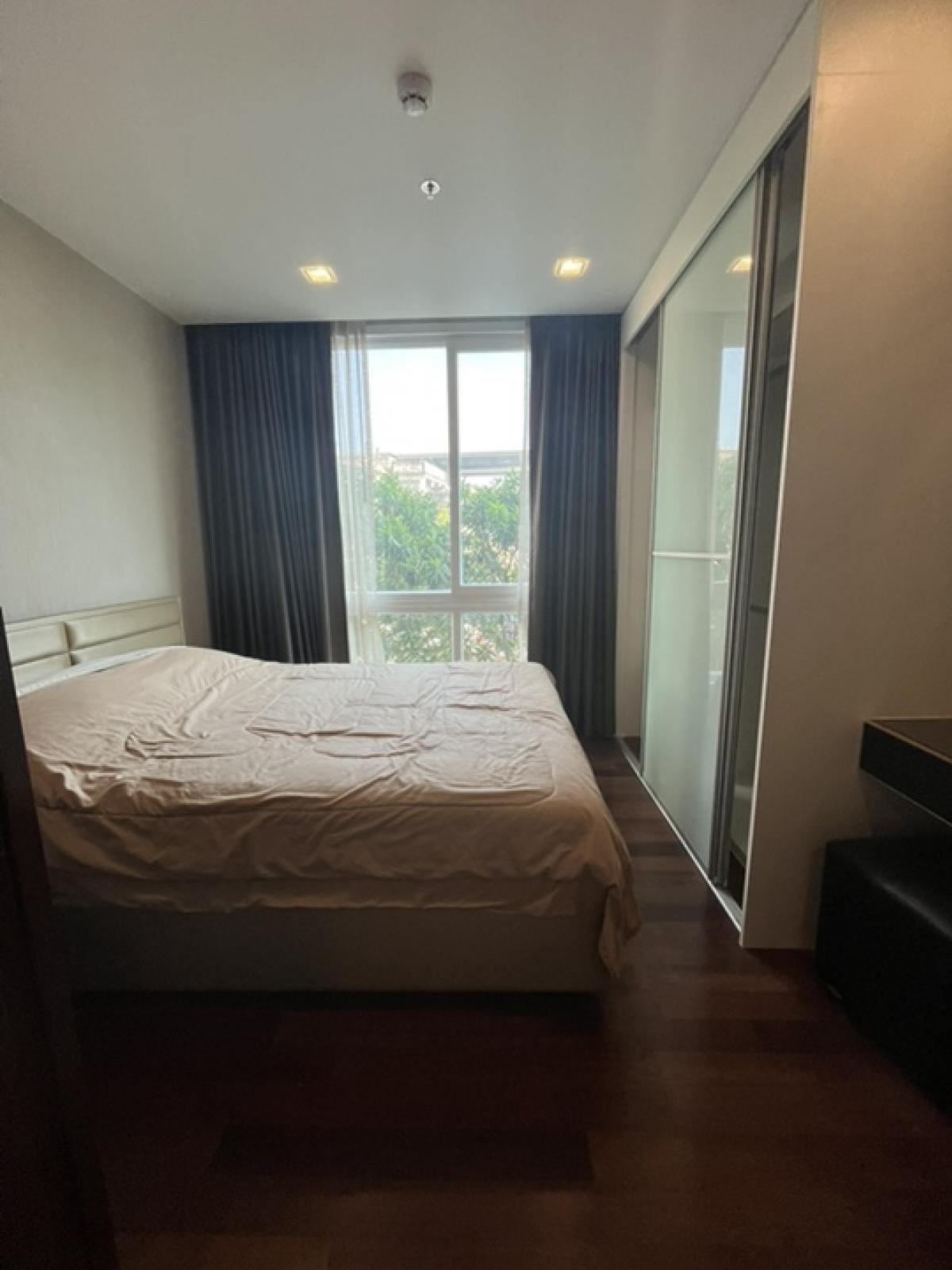 For RentCondoSamut Prakan,Samrong : For rent the metropolis samrong