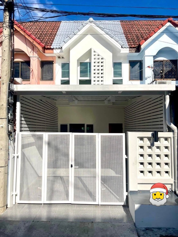 For SaleTownhousePathum Thani,Rangsit, Thammasat : 🔥 Selling a special price single house, Village 2, Lam Luk Ka, Khlong 4, area size 20 sq m., 3 bedrooms, 2 bathrooms, 2-storey townhouse, newly decorated, ready to move in, near Future Park Rangsit