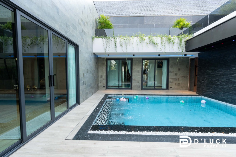 For SaleHousePattaya, Bangsaen, Chonburi : Luxury house in Pattaya, private swimming pool, fully furnished, ready to move in