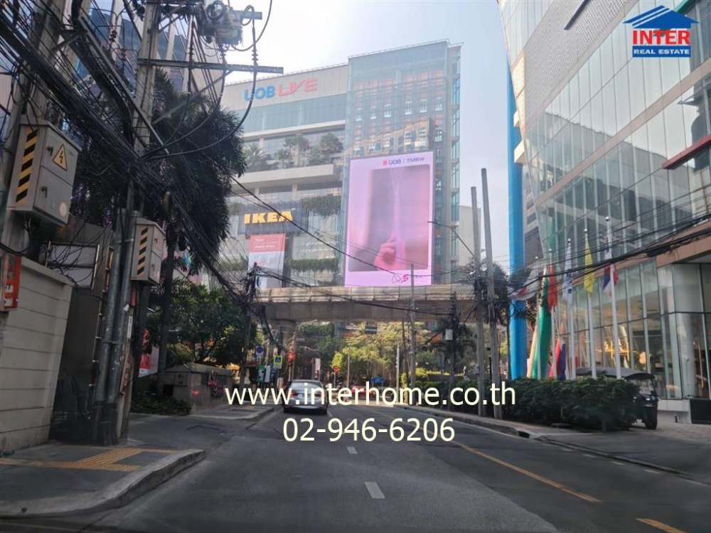 For SaleLandSukhumvit, Asoke, Thonglor : Vacant land 398 sq.w. Vacant land, Soi Sawatdee, Sukhumvit Road 31, Sukhumvit Road, Sukhumvit Road 31, Phra Khanong District, Bangkok