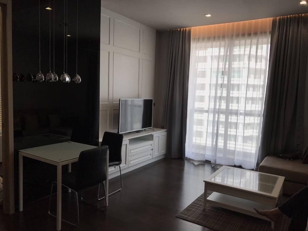 ให้เช่าคอนโดสุขุมวิท อโศก ทองหล่อ : LTH11642-The XXXIX FOR RENT Size 58 sqm. 1 bed 1 bath Near BTS Phrom Phong Station ONLY 60K/Month