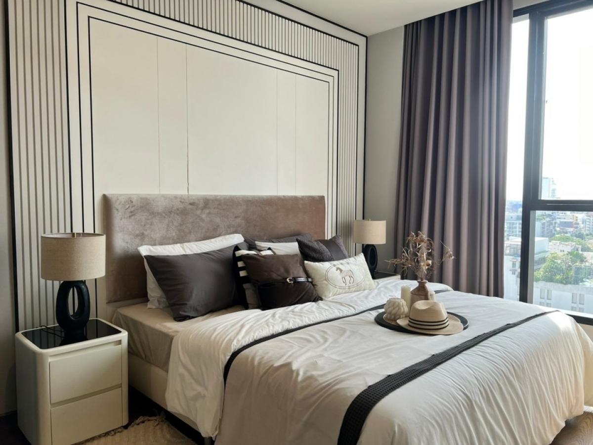 For RentCondoSukhumvit, Asoke, Thonglor : Condo for rent near BTS Thonglor, fully furnished central garden, size 45 sq m, price 39,000 baht, interested contact 0808144488