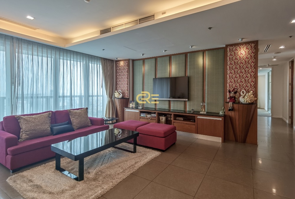 ให้เช่าคอนโดวงเวียนใหญ่ เจริญนคร : The River by Raimon Land - High Floor 2 Beds Condo for Rent!