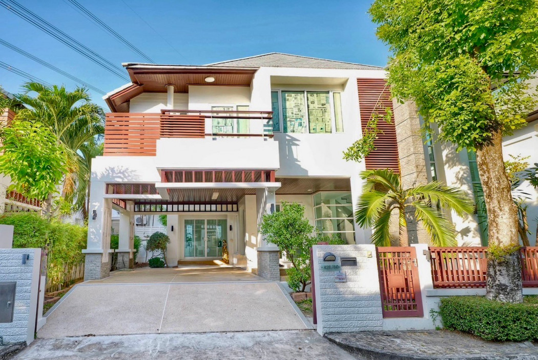 For SaleHouseLadkrabang, Suwannaphum Airport : For sale: 2-storey detached house, 80.7 sq.w., Blue Lagoon Village 1, on Kanchanaphisek Road, near Mega Bangna.