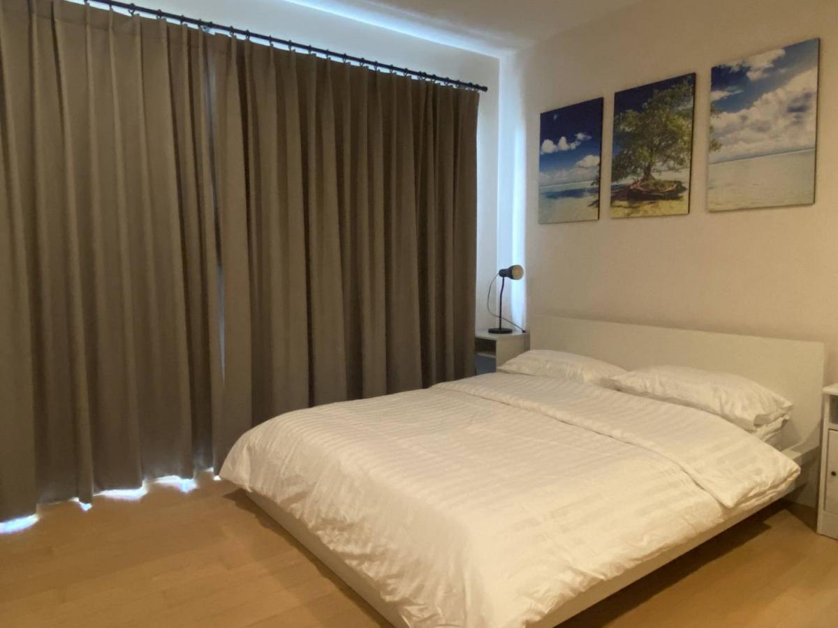 For RentCondoAri,Anusaowaree : Condo for rent noble reflex Ari, next to BTS Ari, only 150 meters, very close, can walk to the BTS easily. Fully decorated, very worthwhile, ready to move in.