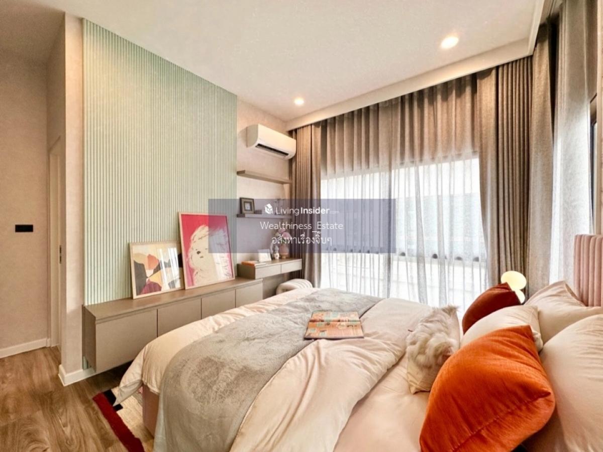 For SaleHousePattanakan, Srinakarin : 🏡🌟Burasiri Krungthep Kreetha - 238 sq m. Special price only 18.99 million. Last house 📲 𝟎𝟔𝟒-𝟕𝟗𝟒𝟒𝟐𝟔𝟑(Khun Nam)