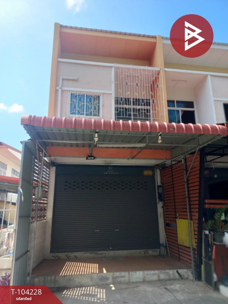 For SaleShophouseKhon Kaen : Commercial building for sale, 2 floors, area 18 sq m, Chonbot, Khon Kaen