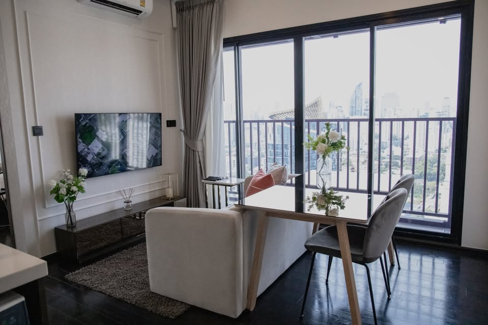 For RentCondoSukhumvit, Asoke, Thonglor : (For rent) Park Origin Thonglor (2BED 1BATH) Luxury Condominium near to BTS Sukhumvit Line – Thong Lor & Ekkamai station